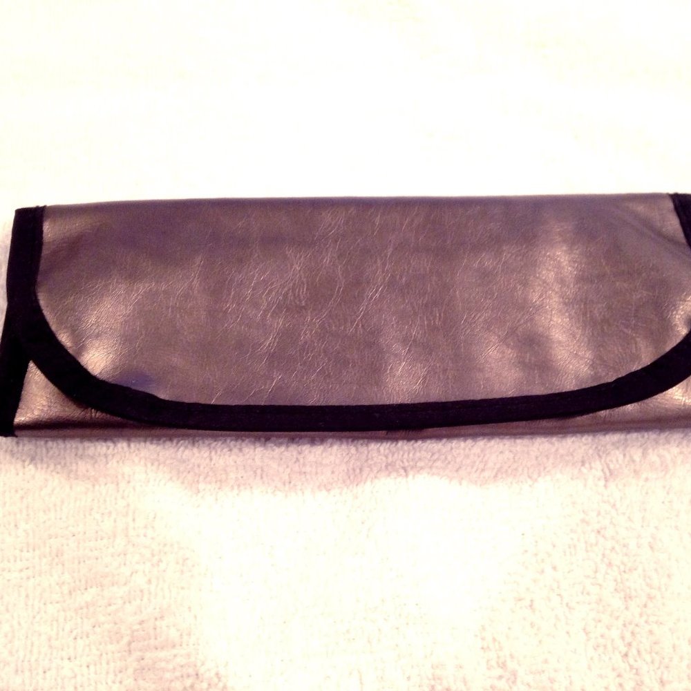 3/$20 - New! Makeup brush roll travel /purse case